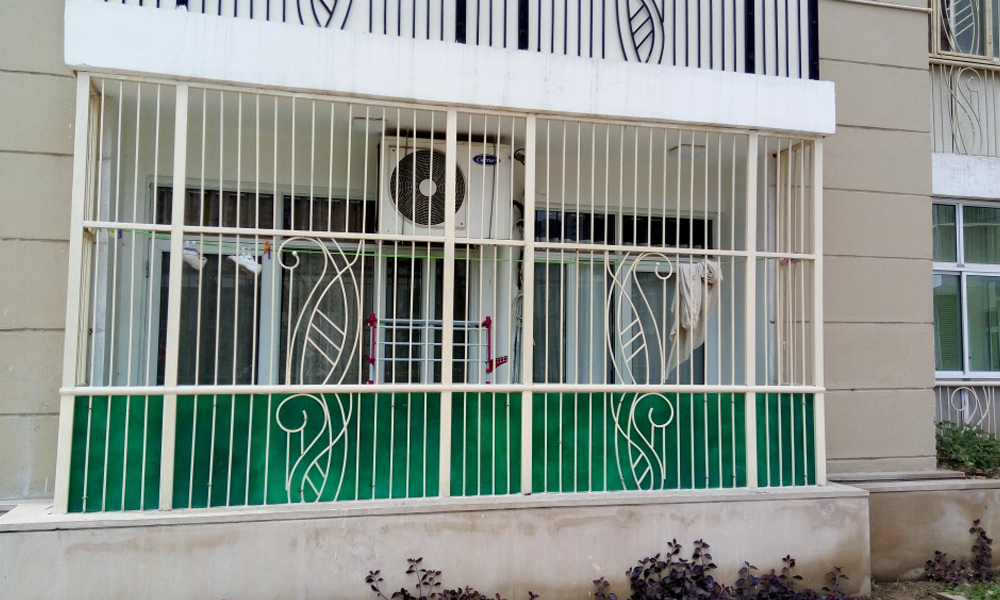 Balcony Covering in Greater Noida